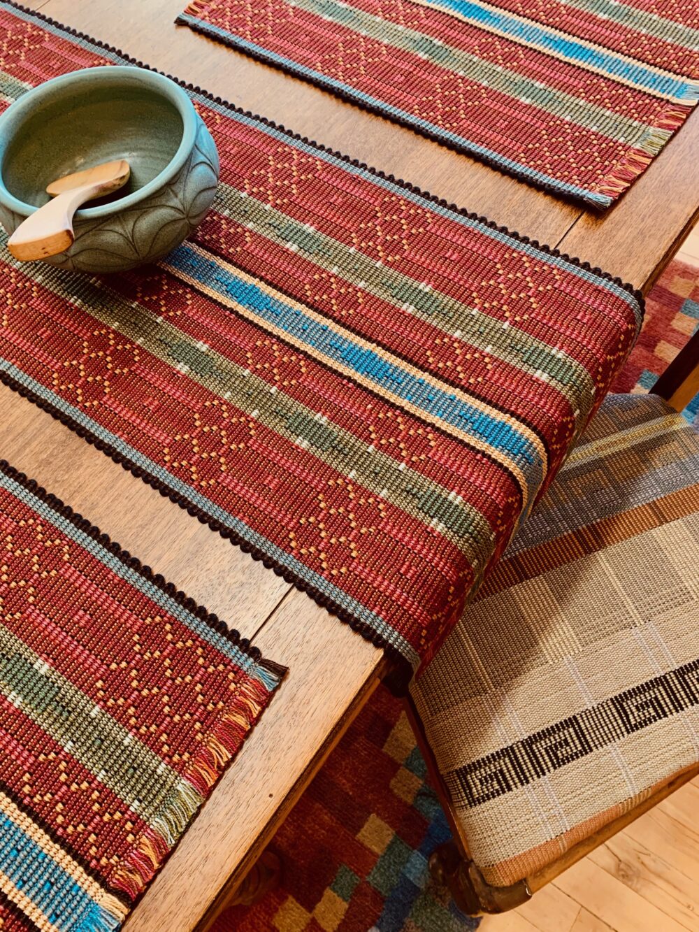 table runner, brick red, accent turq